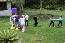 evento empresarial para fin de año adultos y jovenes 